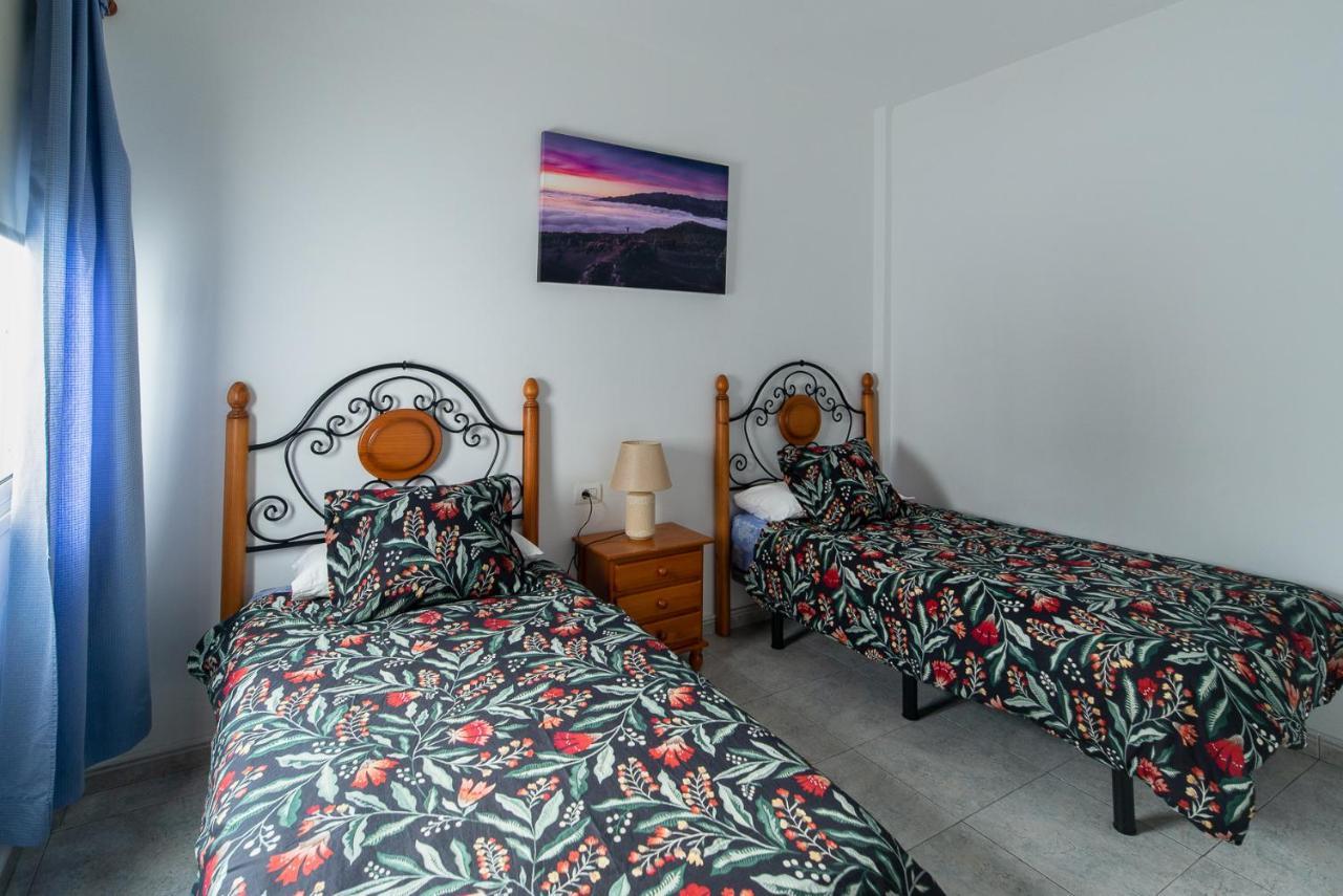 Apartamentos Leomar II Los Llanos De Aridane Esterno foto