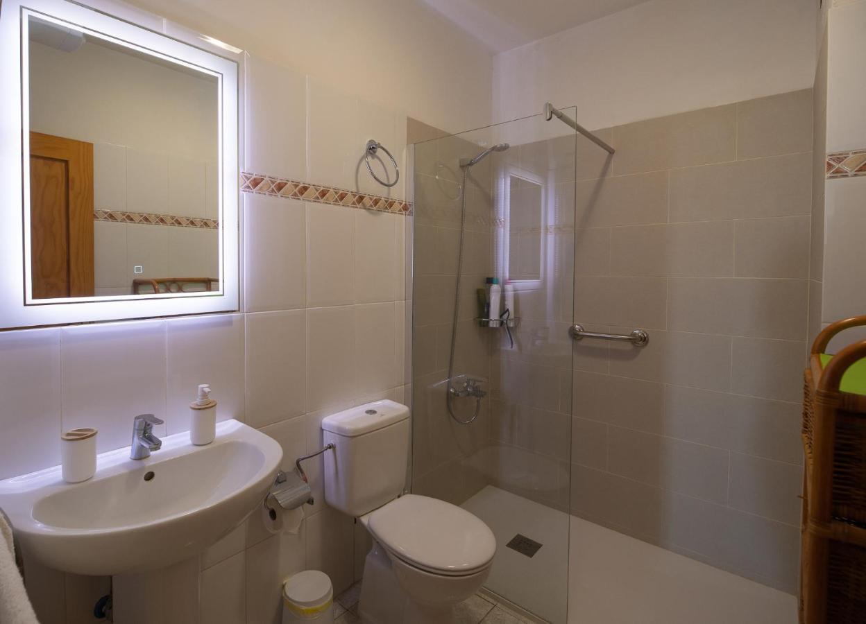 Apartamentos Leomar II Los Llanos De Aridane Esterno foto